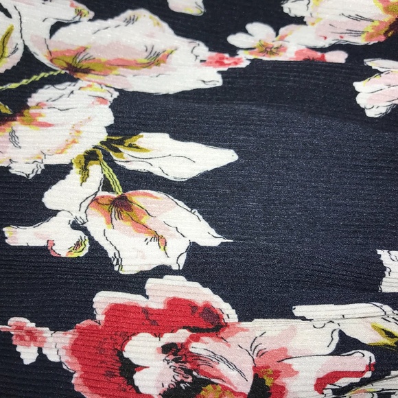 LuLus floral dress - Picture 6 of 6